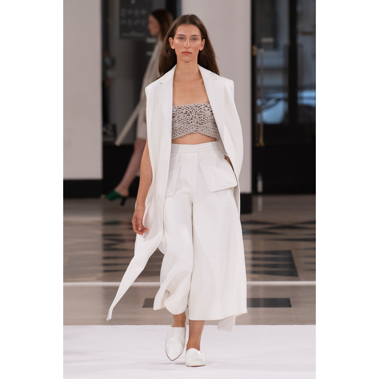 Фото Nobi Talai Spring 2019 PFW / Nobi Talai весна-лето 2019 Неделя моды в Париже